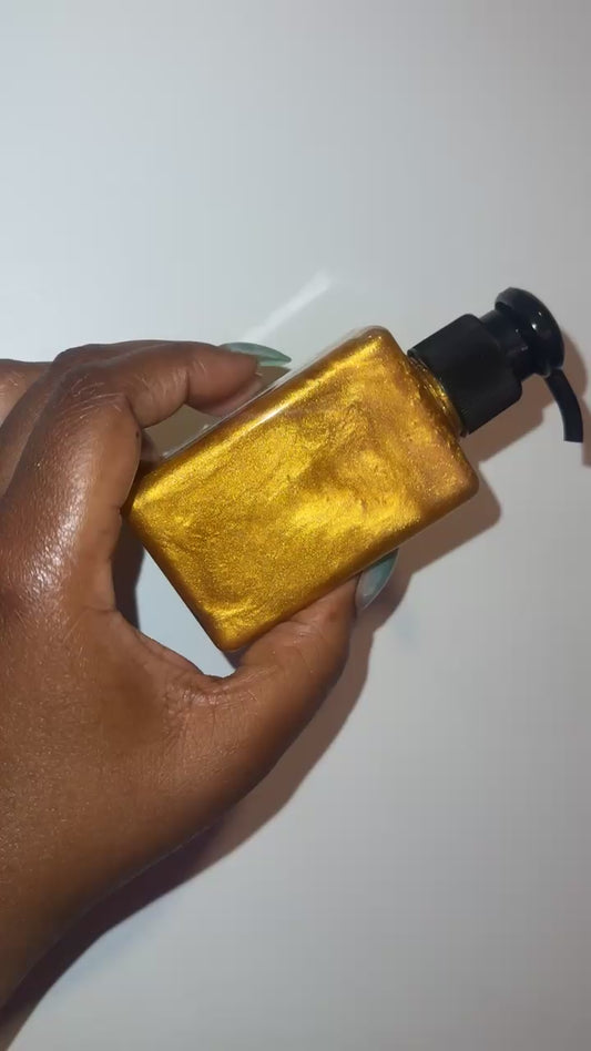 Moon Luxe Shimmer Body Serum